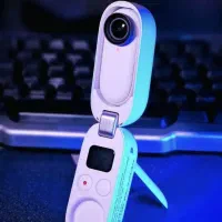 دوربین حرفه ای Insta 360 Go 2 تمیز همراه کیف