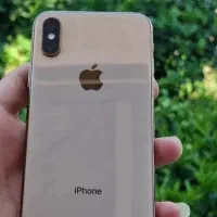 ایفون Xs
