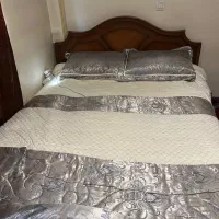 تخت خواب چوبی ۲ نفره تشک دار