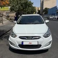 هیوندا اکسنت ۲۰۱۴ کم‌کارکرد، سفید و تمیز