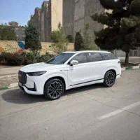 خودرو لوکانو ال8