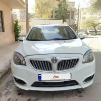 برلیانس ۳۲۰ مدل ۹۵