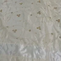 روتختی در حد نوبه همراه 2عدد کوسن چین دار