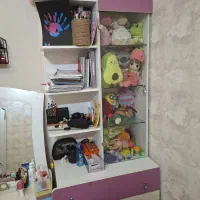 کمد اسباب بازی و آینه دراور و تخت و گهواره