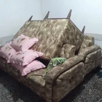 یه دست مبل تخت شو در بردسیر