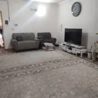 ۸۵ متری فول امکانات گرمایش از کف.