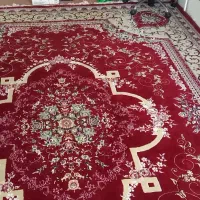 فرش قرمز لاکی نخ