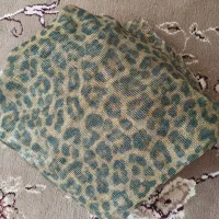سه متر پارچه دوخته نشده