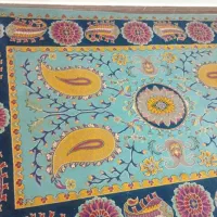یک جفت فرش. ماشینی فروشی