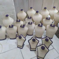 مانکن جواهری و بدلیجات