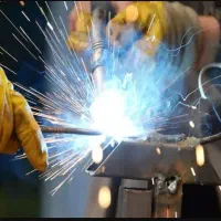 استخدام جوشکار آرگون و co2 و مونتاژکار