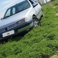 پژو 405 نقره ای