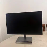 مانیتور  lenovo  بسیار تمیز