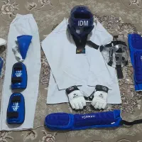 لباس تکواندو و لوازم مبارزه کامل