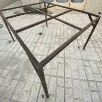 شاسی میز اهنی