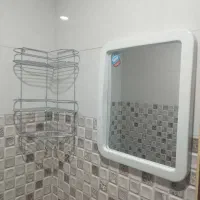 آینه حمام و استند حمام