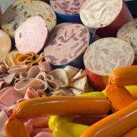 فروش محصولات خانگی سوسیس و کالباس