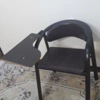 صندلی دانشجویی