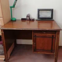 میز چوبی