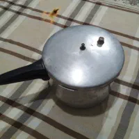 زودپز قابلمه ای