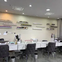 اجاره میز ناخن و تخت مژه