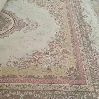 یک تخت فرش ۹متری.۷۰۰شانه مشهد
