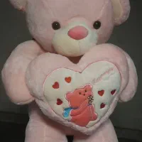 عروسک خرس صورتی قلبی مناسب هدیه روز دختر