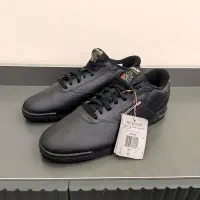 کفش کتونی اورجینال ریبوک ریباک چرم سایز44/5 باجعبه