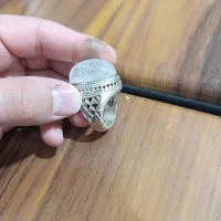 انگشتر نقره دستساز در نجف کهنه و درشت(علی تهران)