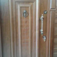 ساخت و نصب انواع دربهای چوبی قرنیز ، تعمیرات