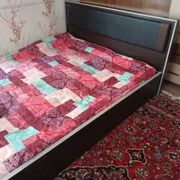 تخت دو نفره با تشک پنبه ای