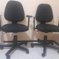 میز ناخن و دو عدد صندلی
