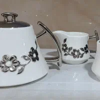 قوری و قندان و شکر ریز