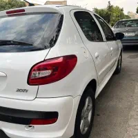 پژو ۲۰۷ پاناروما ۱۴۰۱