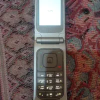 گوشی ساده تاشو نوکیا