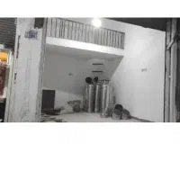 اجاره 12 و رهن 200 ، مغازه 12 متر ابتدا بازار قدیم