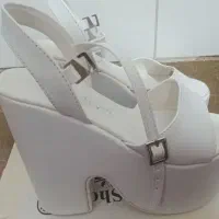 کفش جادویی عروس پاشنه لژ دار سایز 36 نو