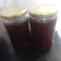 مربا و شربت آلبالو ارگانیک تمیز