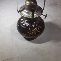 چراغ نفتی (لاله)