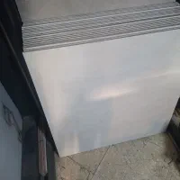 تعداد محدود سرامیک تک برگ و ته انباری متفاوت