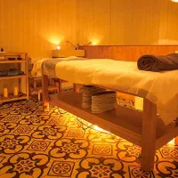 ماساژ بادکش حجامت رگ گیری