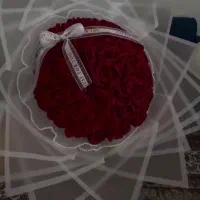 دسته گل رز روبانی اماده ارسال