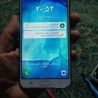 گوشیJ7