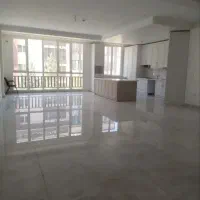 ۹۷متری کلید نخورده  /سالن پرده خور / سرمایه گذاری