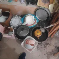 فروش تعدادی ظرف بشقاب گازتک شعله و تعدادی ظروف