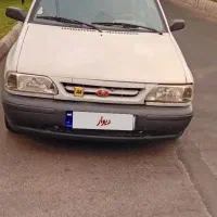 ماشین پراید سفید صدفی