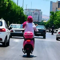 آموزش رانندگی بانوان