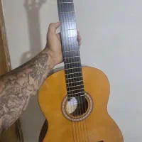 گیتار آموزشی