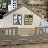 تخت نوزادی خانه/کلبه ی اقساطی