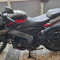 باجاج ns 200 نیوفیس